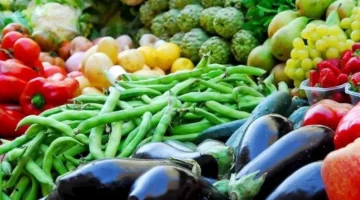 تباين أسعار الخضروات والفاكهة في سوق العبور اليوم السبت 7-3-2026 وسط حركة الأسواق